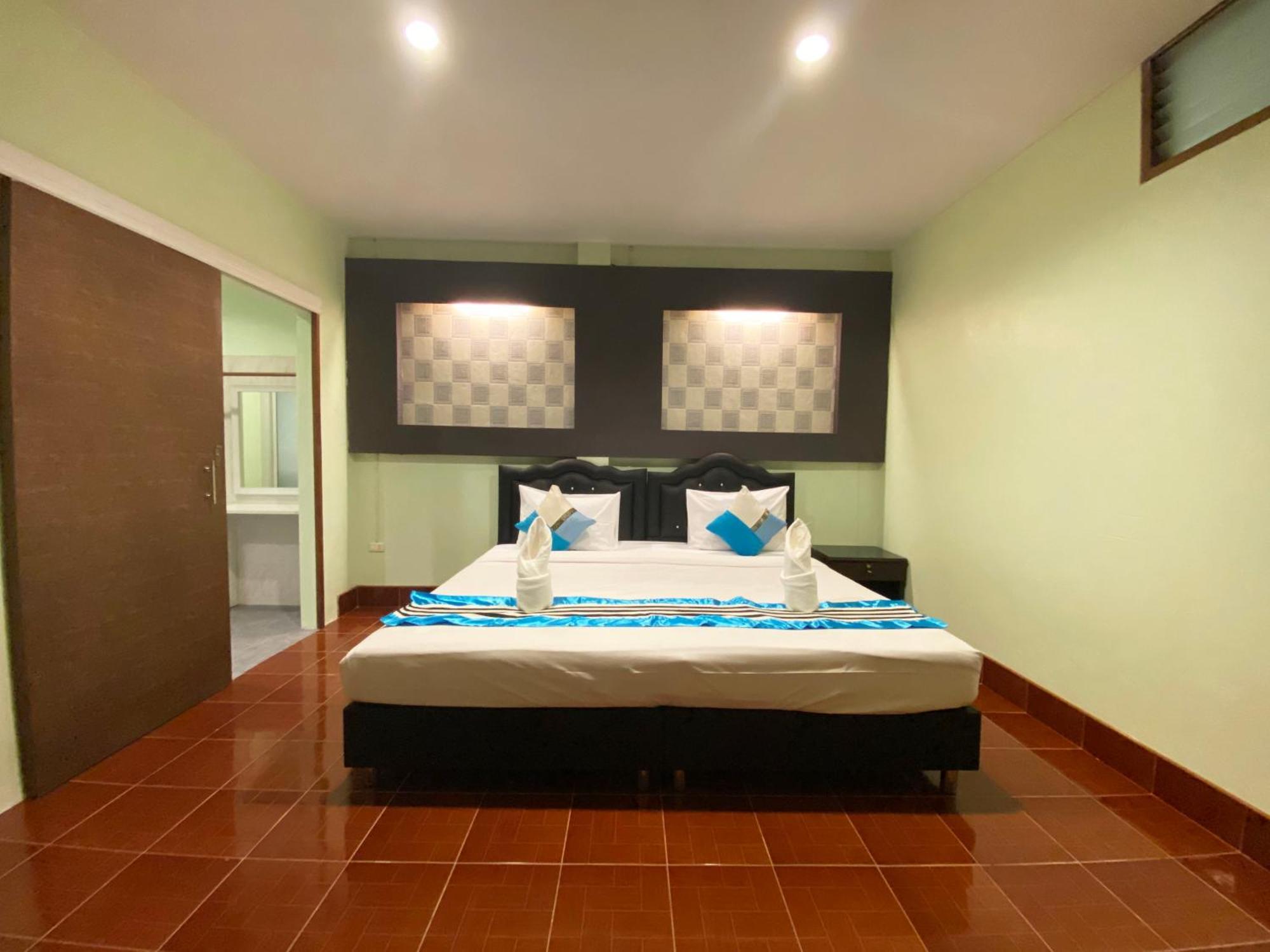 Khaolak Grand City Khao Lak Exterior photo