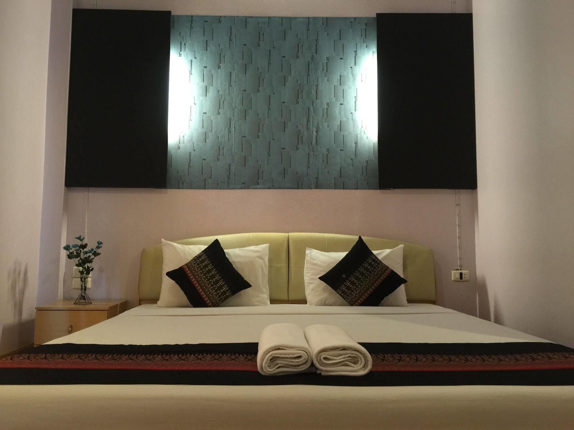Khaolak Grand City Khao Lak Exterior photo